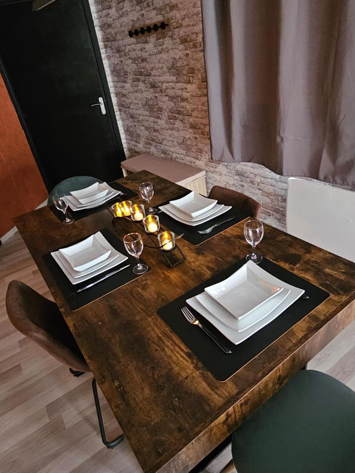 Cosy Loft - Calais Apartment ภายนอก รูปภาพ
